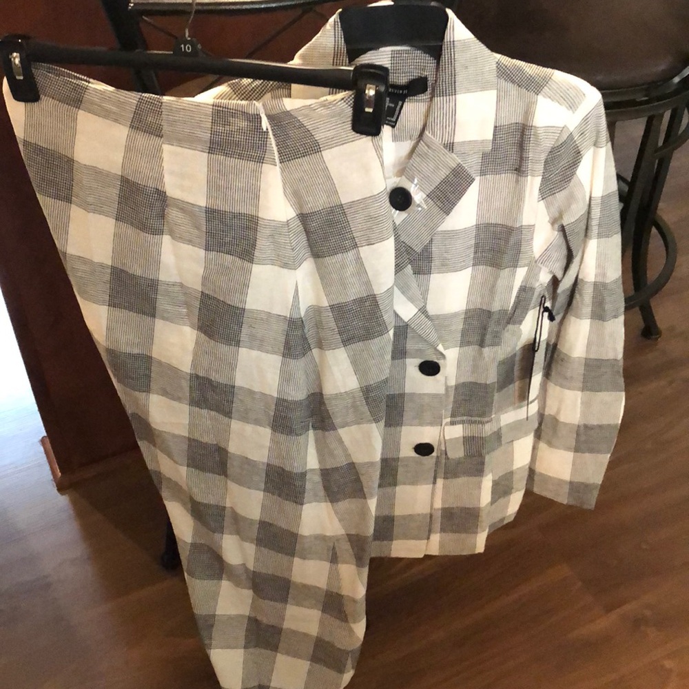 Skirt and jacket set XS NWT